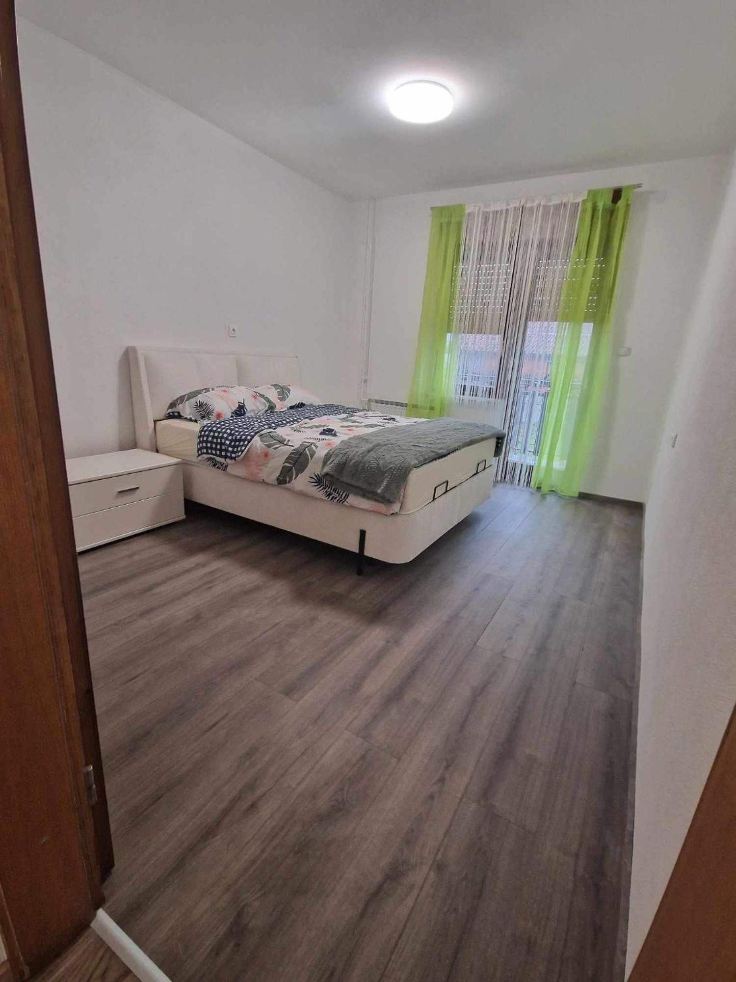 Apartma-Sobe Lejla Vipava Exterior foto